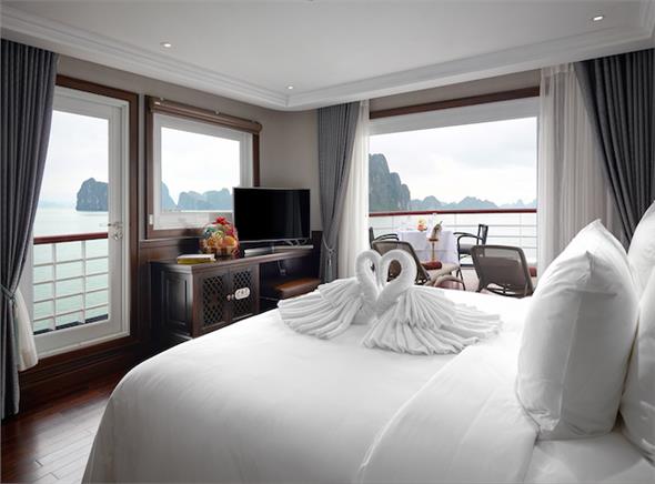 Du thuyền Paradise Grand Lan Hạ
